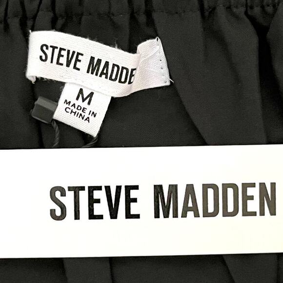 Steve Madden Shannon Chiffon Smocked Blouse Long Sleeve Black Womens Size M NWT - Picture 11 of 13